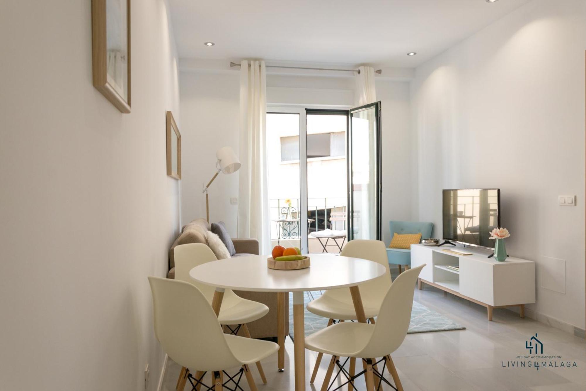 Living4malaga Blue Bay Apartamento *